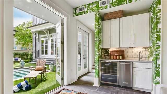Greek Revival Uptown Greek Revival Uptown