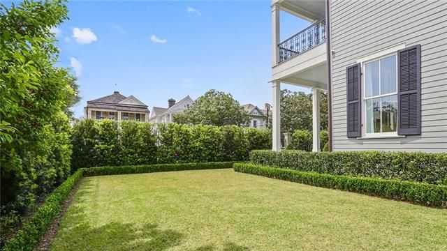 Greek Revival Uptown Greek Revival Uptown